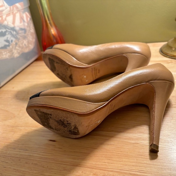 Max Studio Leather Peep-toe Heels Nude/Black Platform Womens Size 4.5M - Picture 7 of 10